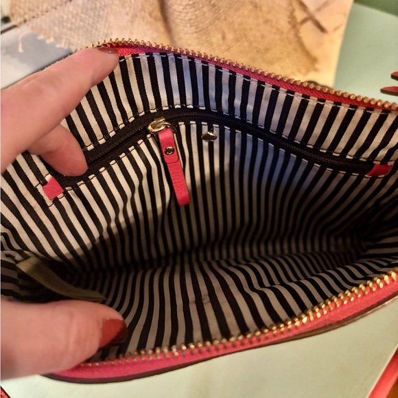 Kate Spade Thompson Street Tatum crossbody bag - Bright Flamingo - Picture 4 of 7